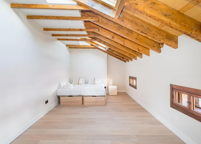 Gran Via XV Calle De Las Conchas 4Br 4Bh