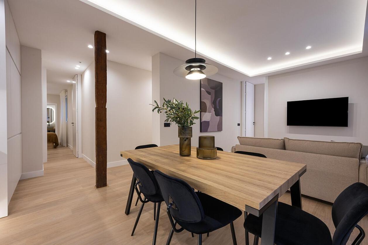 Gran Via Xv Calle De Conchas 4br 4bh Appartamento Madrid